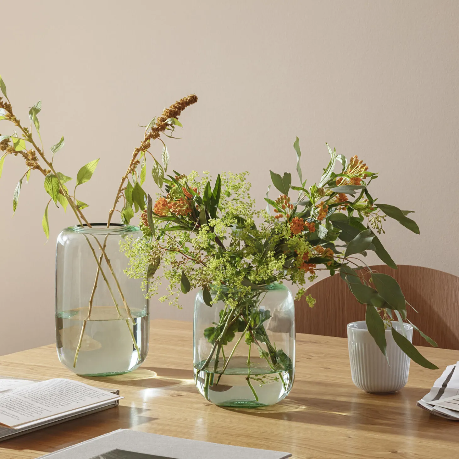 Acorn vase, mint green