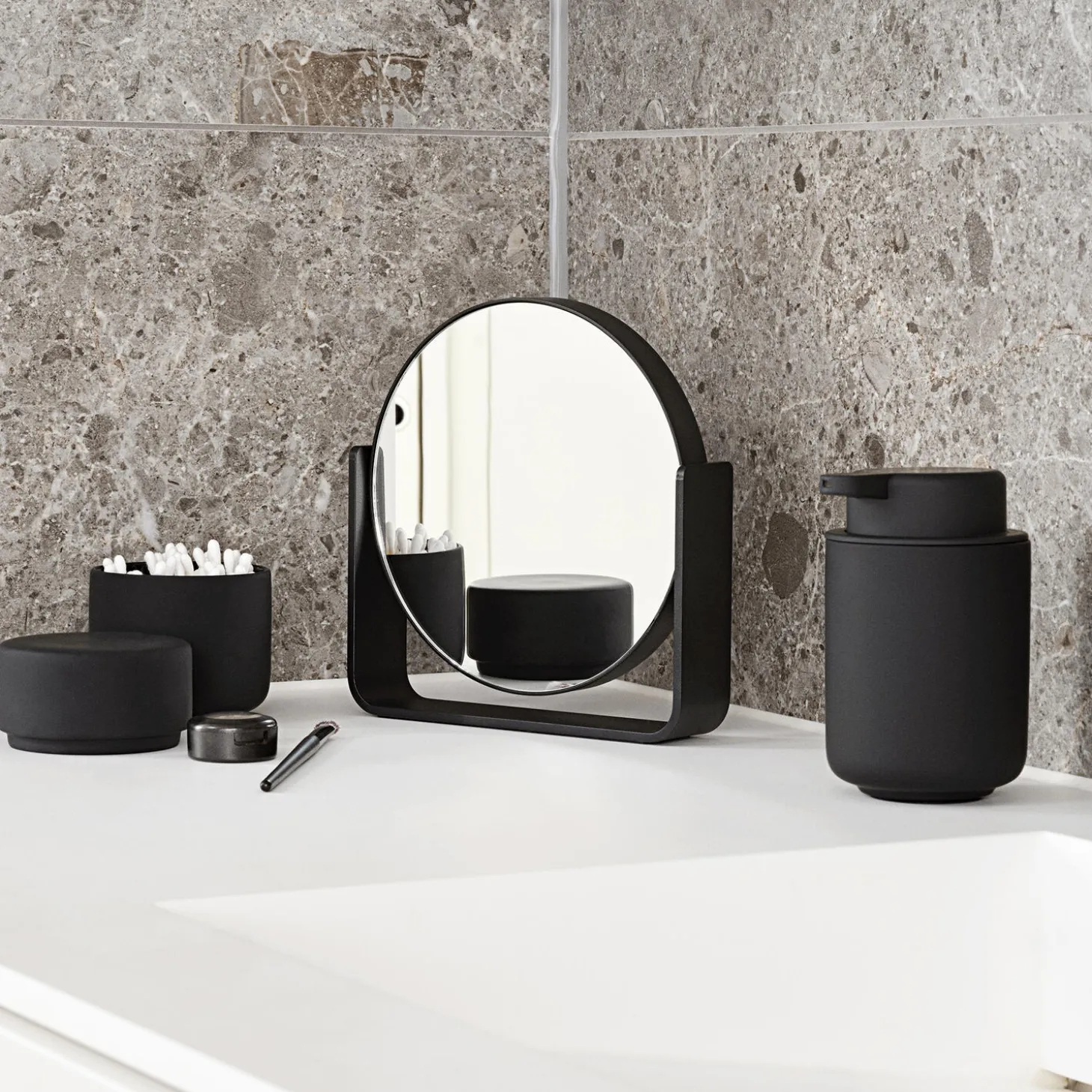 Bordspejl med 5 x forstørrelse, black