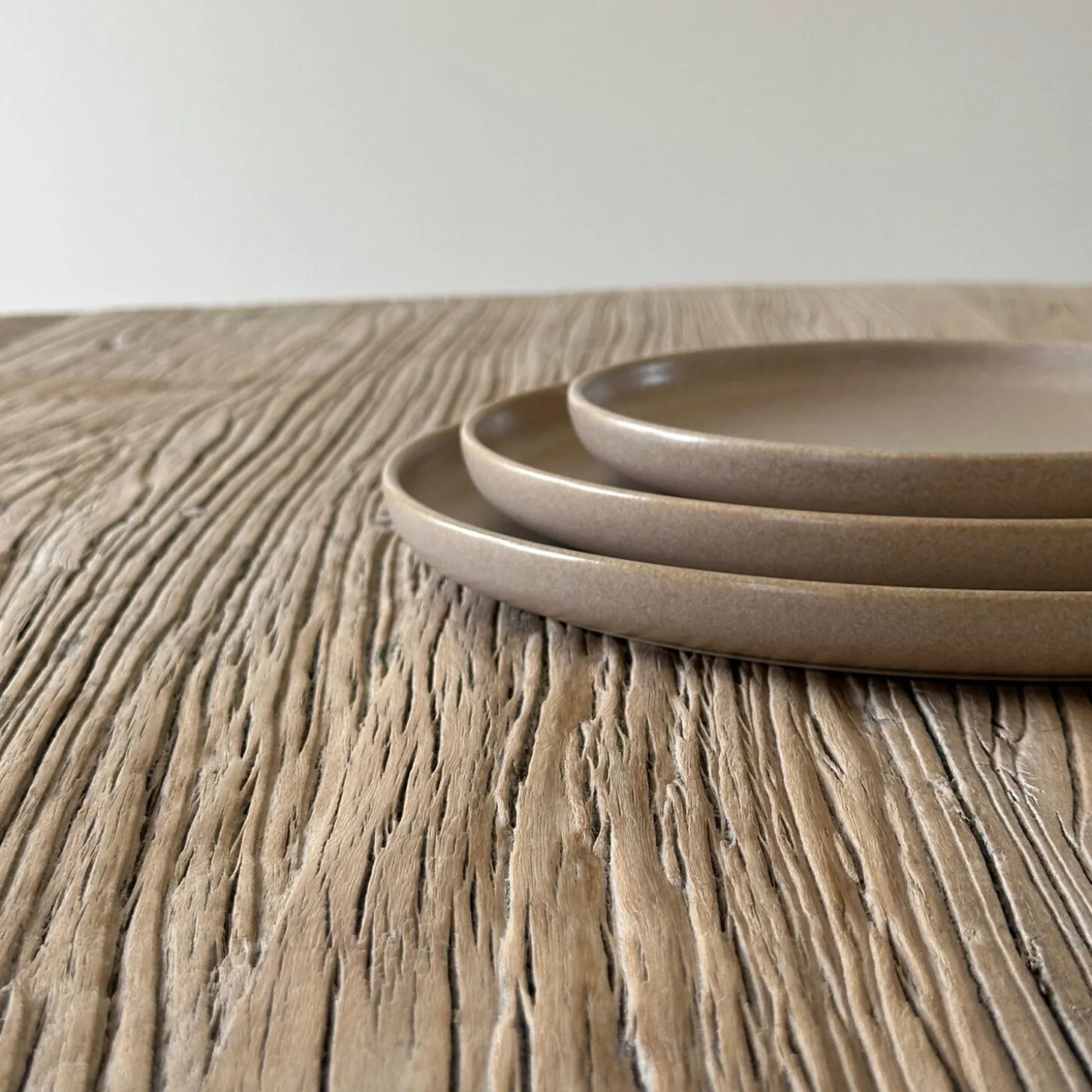 CAPRI Stor Tallerken, mat taupe