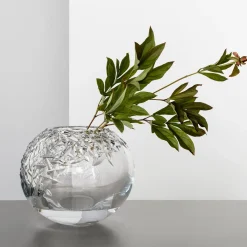 Carat Globe vase