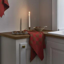 CHRISTMAS viskestykke, archive red