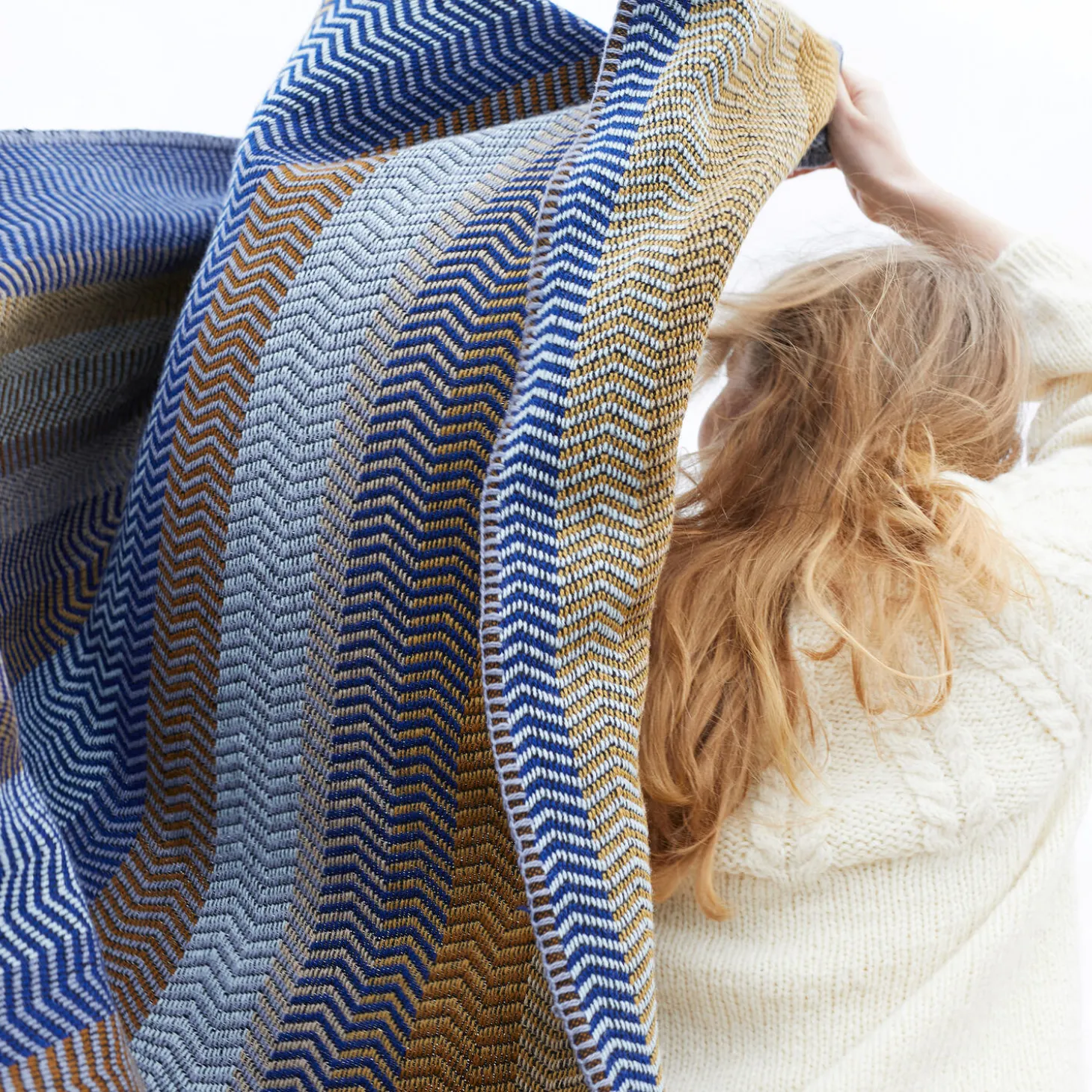 FRI Half Size Throw, november view
