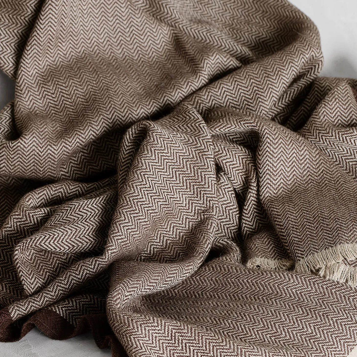 Herringbone plaid, chocolate/beige