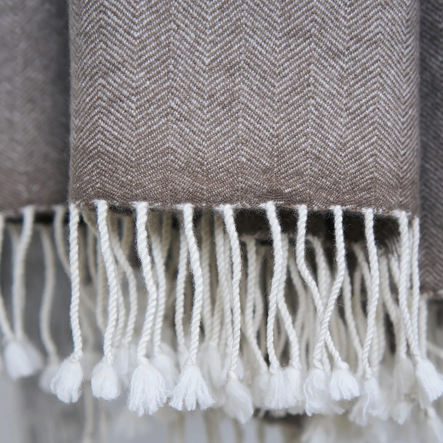 HERRINGBONE Throw, brown/white