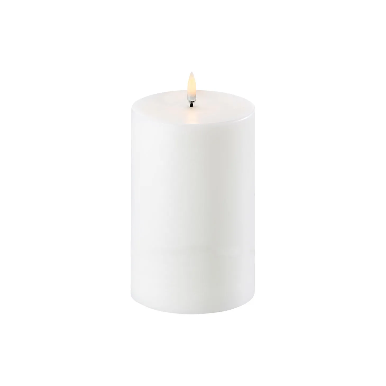LED Pillar Candle 15 cm, nordic white