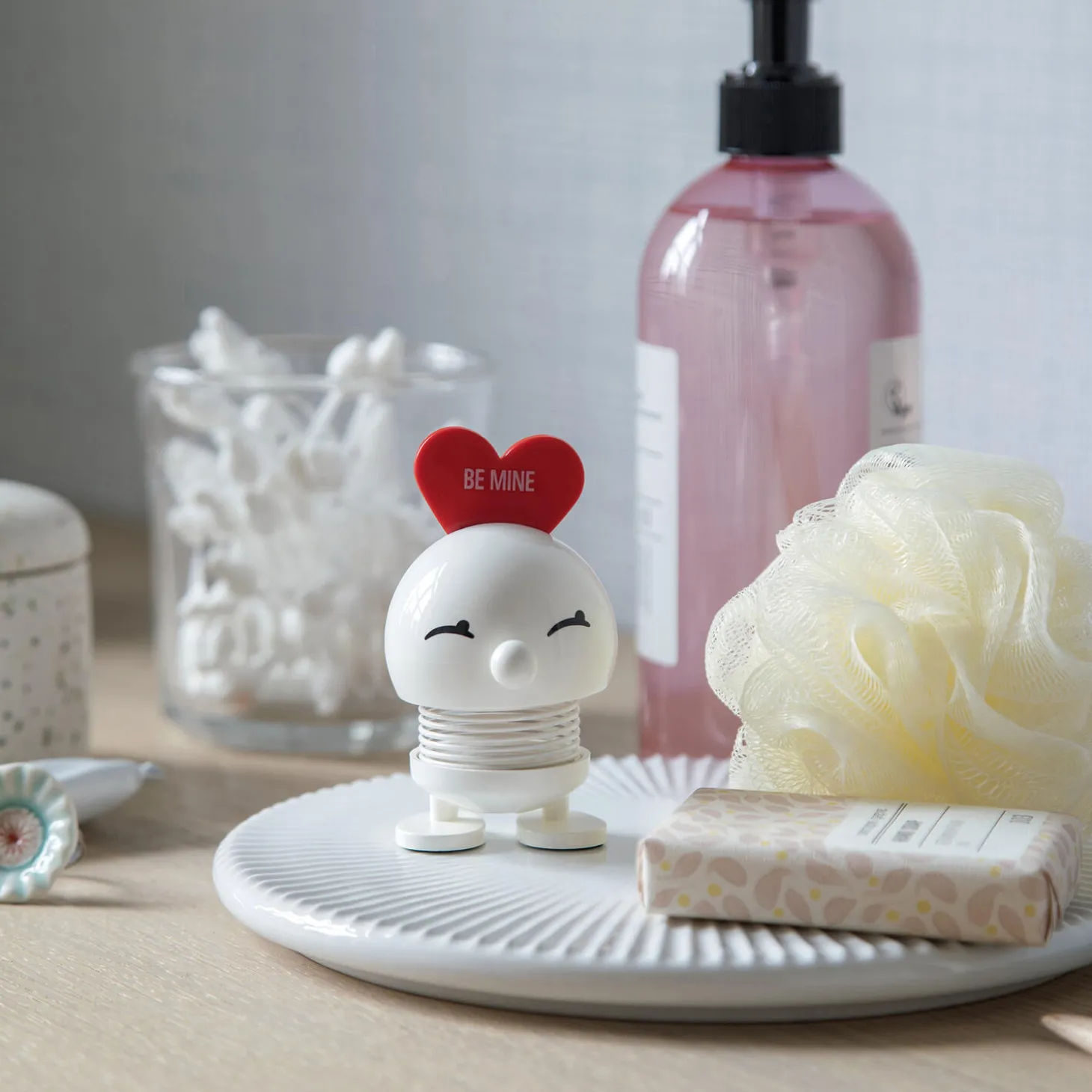 Love Bimble, white