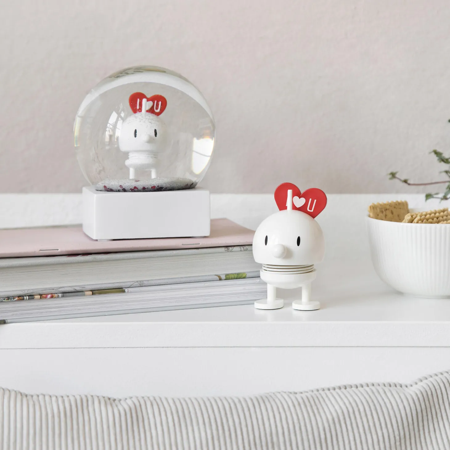 Love Bumble, white