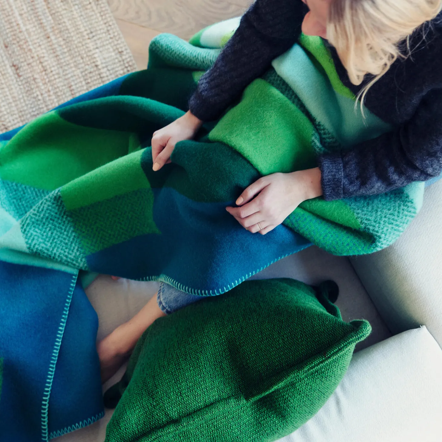 MIKKEL Throw, green