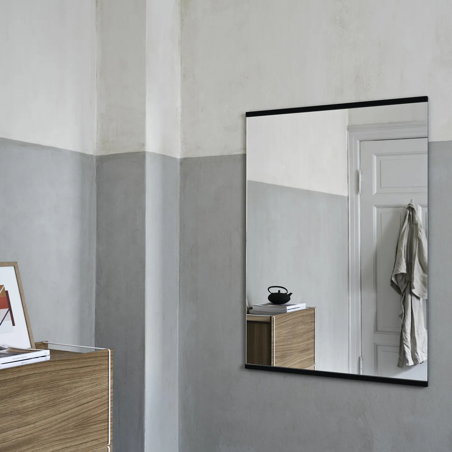 Rectangular Wall Mirror, black