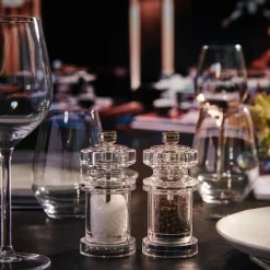 675 Salt and pepper set, akryl