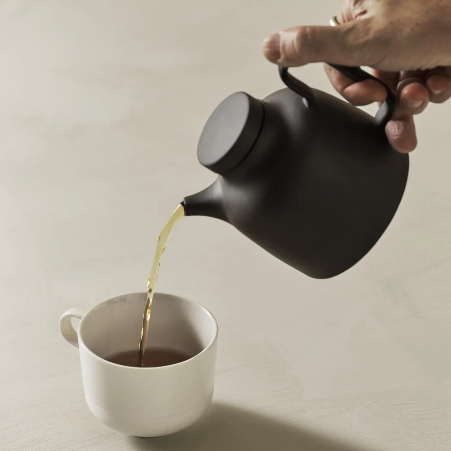 Sand Secrets Tea Pot, black clay