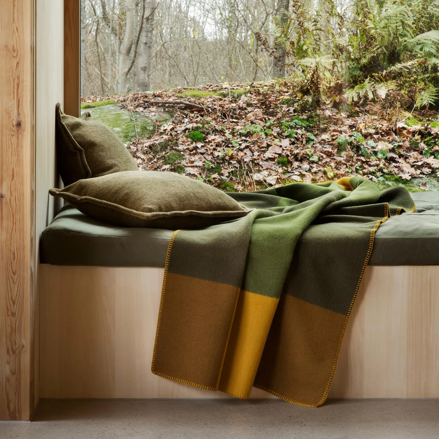 SYNDIN Throw, moorland