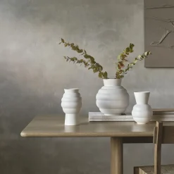 Tortus Archie vase No 1, white